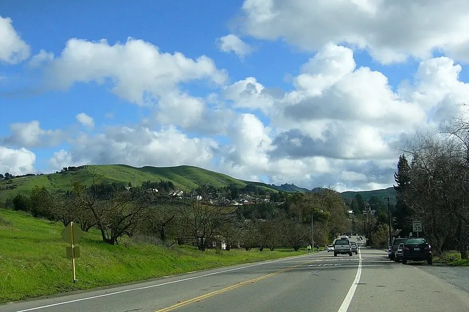 Moraga, CA