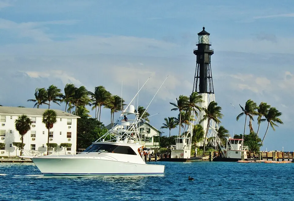Lighthouse Point, FL