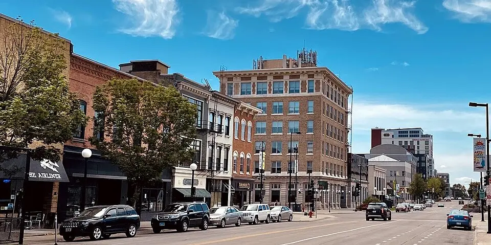Iowa City, IA