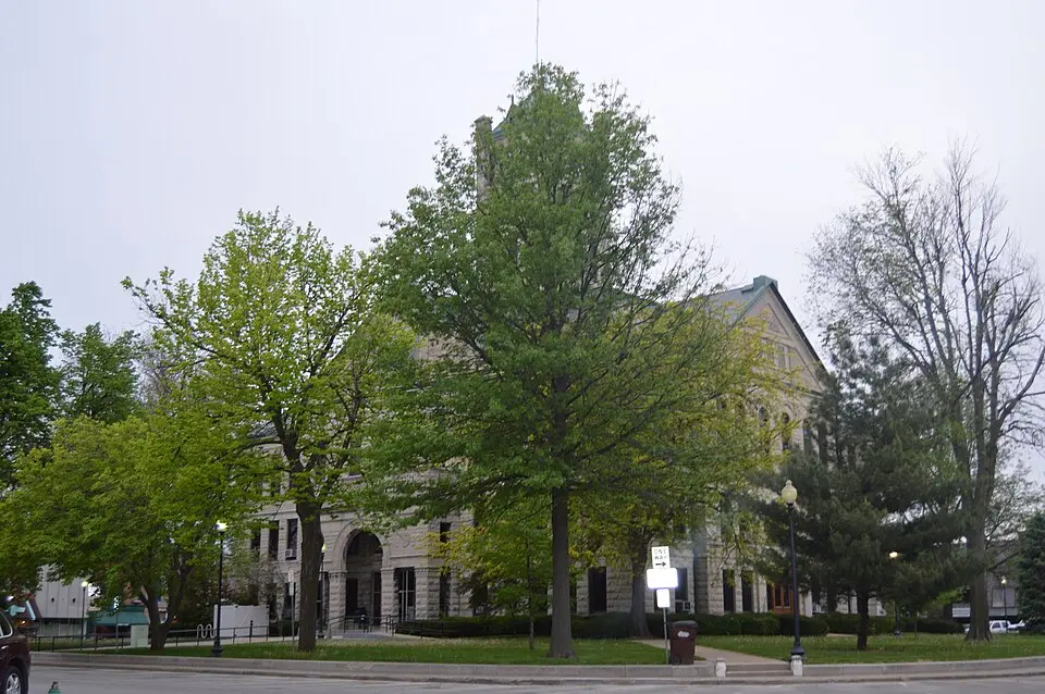 Taylorville, IL