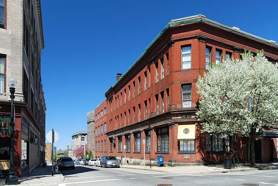 Fall River, MA