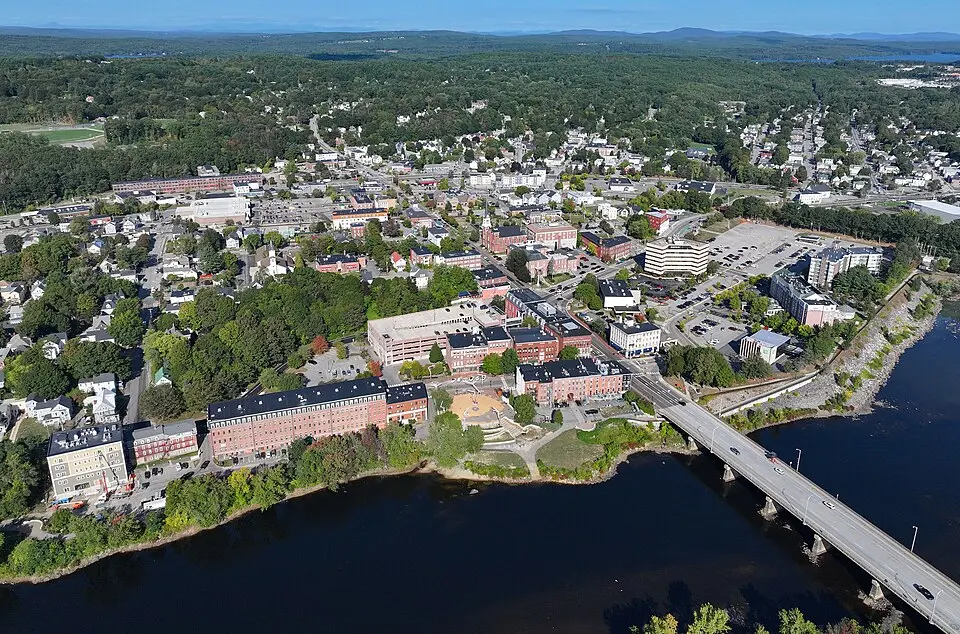 Auburn, ME