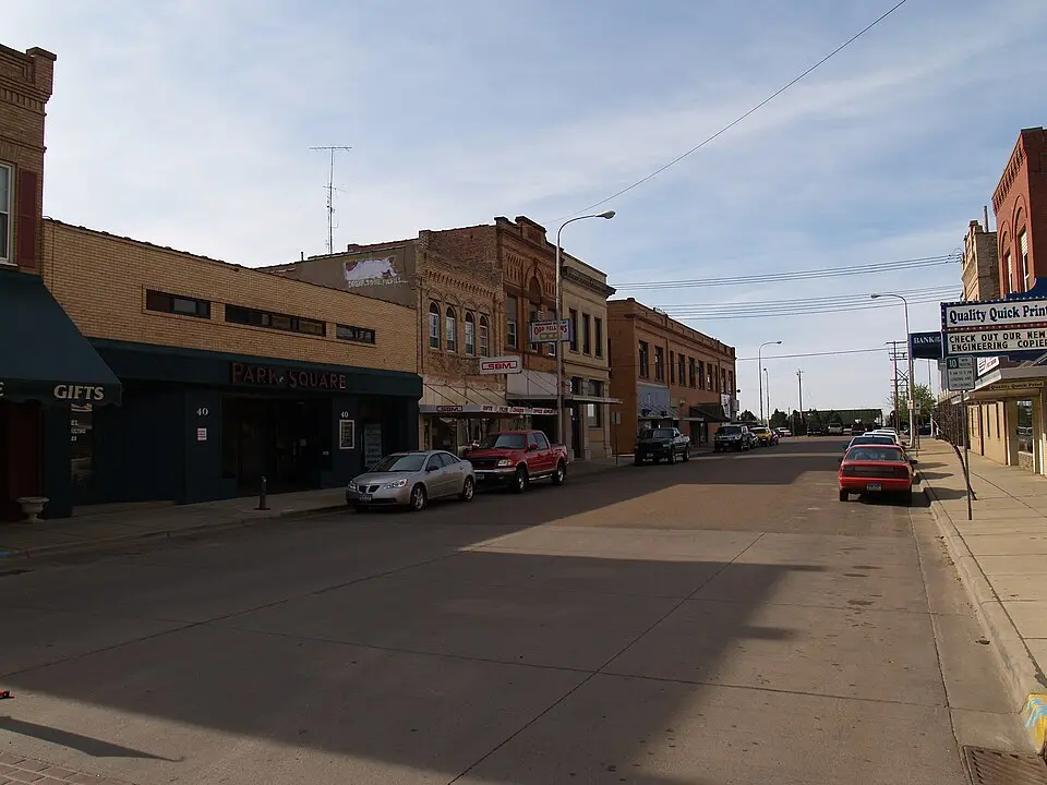 Dickinson, ND