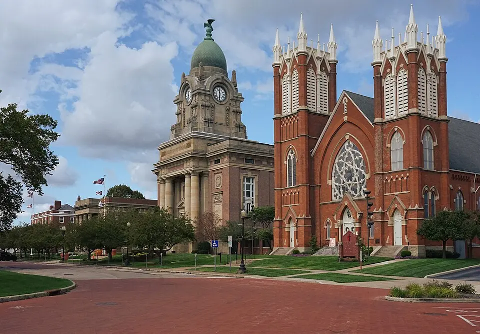Painesville, OH