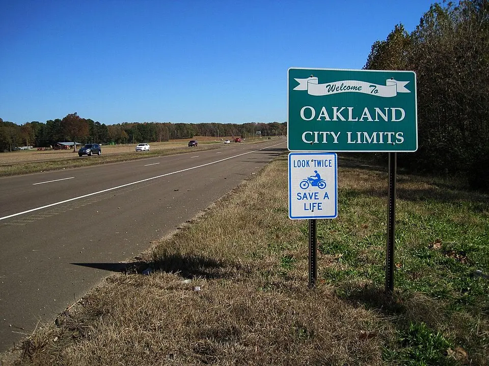 Oakland, TN
