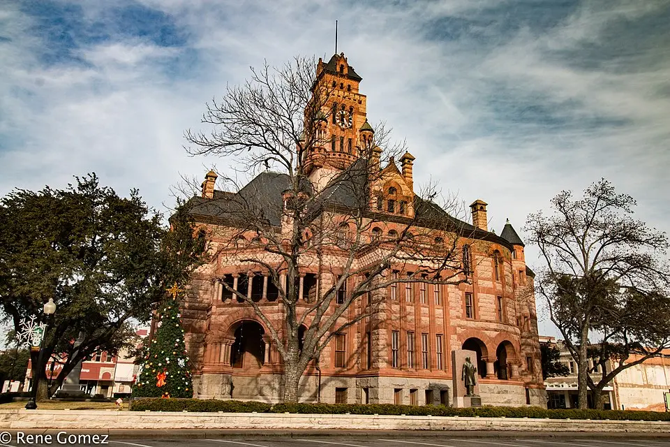 Waxahachie, TX